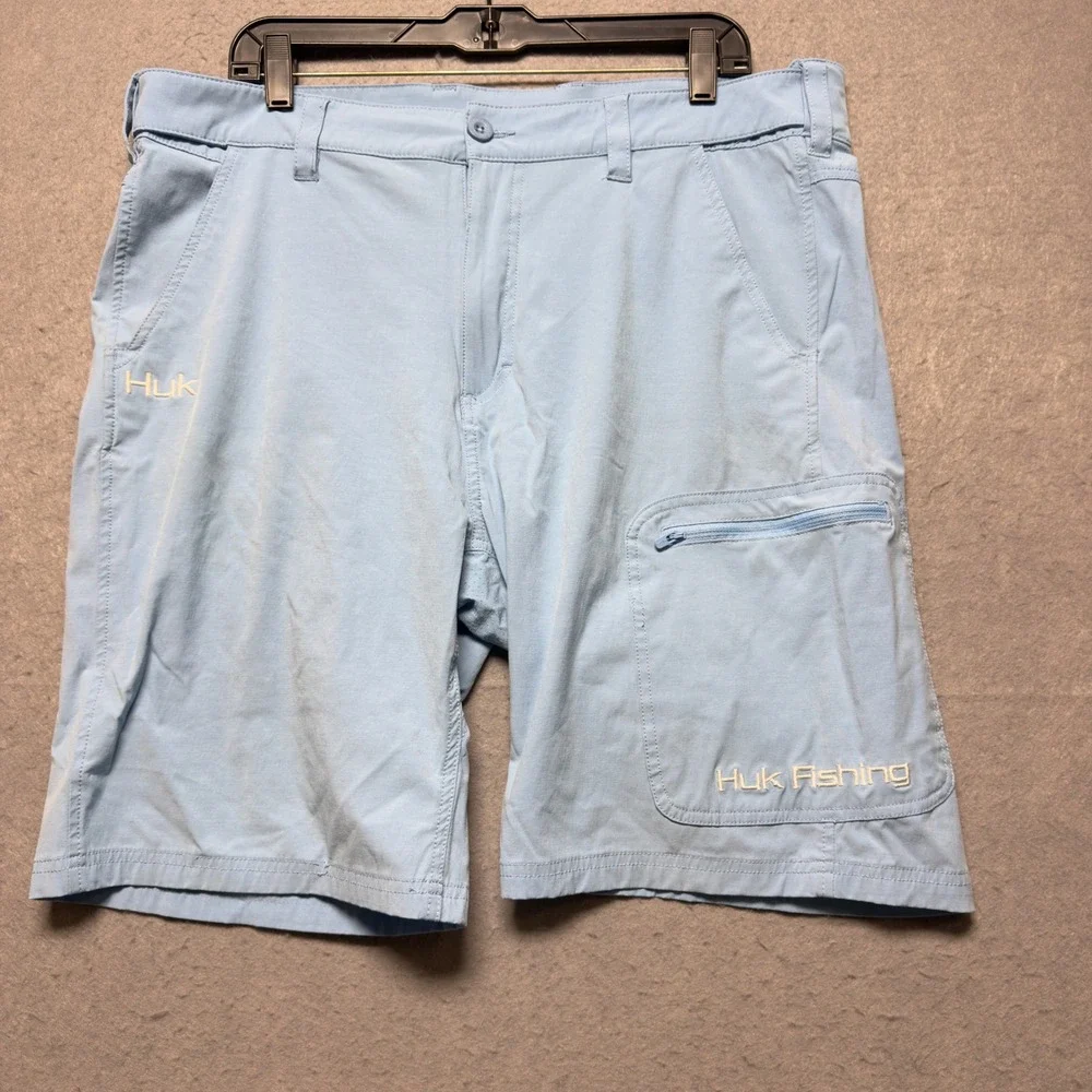 Huk Performance Fishing Shorts Men XXL Light Blue Zippered Cargo Pockets 38